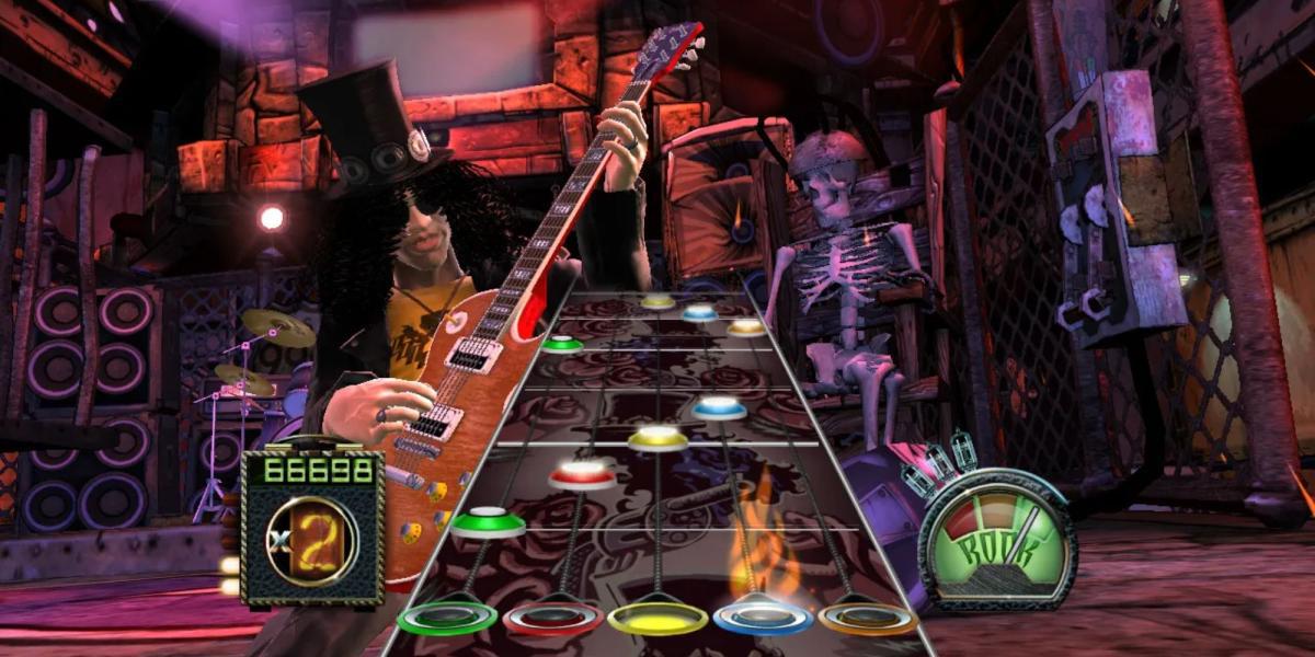 Slash tocando guitarra no Guitar Hero III