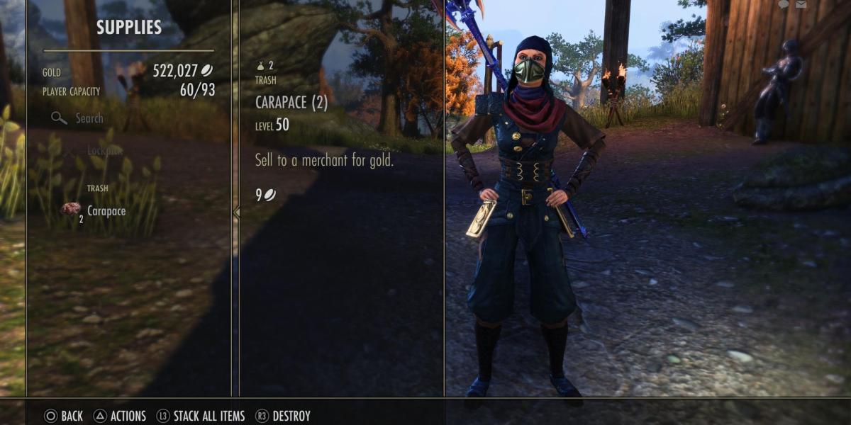 Um jogador olhando para Carapace em seu inventário no Elder Scrolls Online