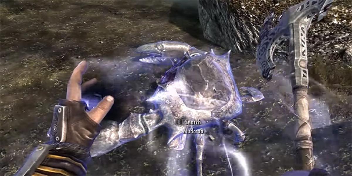 Elder scrolls Skyrim, um jogador usa o feitiço armadilha da alma para preencher uma joia da alma