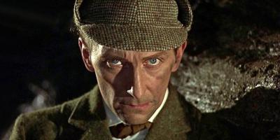 Antes de ser Tarkin, Peter Cushing era um Sherlock Holmes perfeito