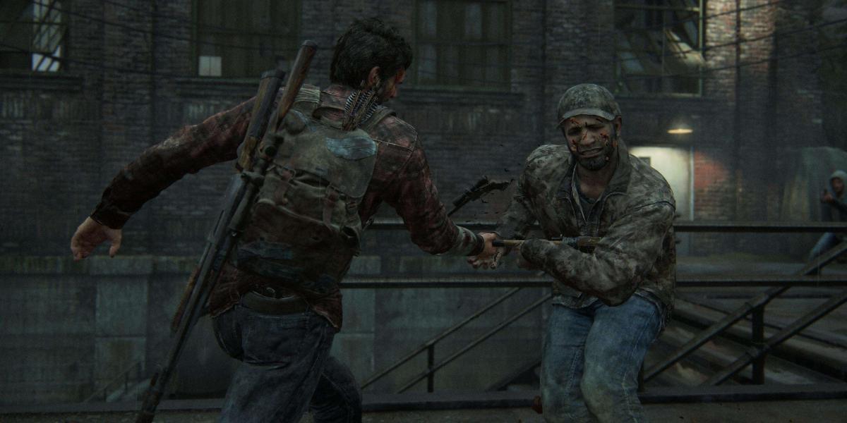 Joel lutando contra inimigos em Tommy's Dam em The Last of Us