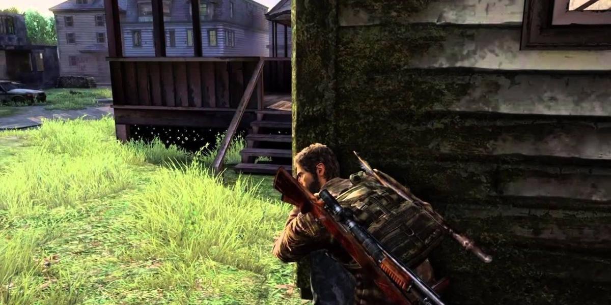 Joel se escondendo do Sniper em The Last of Us
