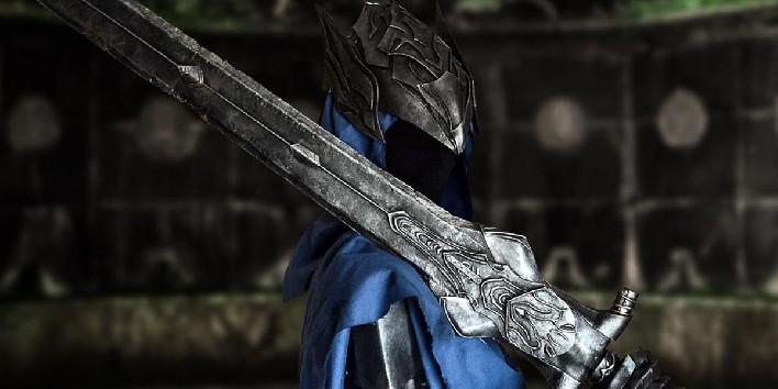 Dark Souls: 10 cosplays de Artorias que são muito fodas