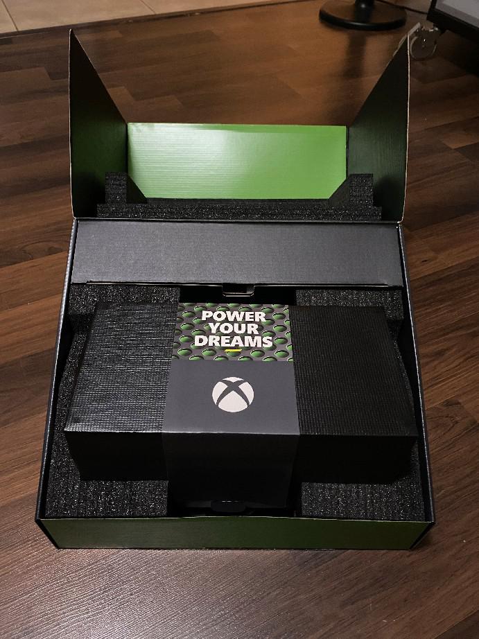Desembalagem do Xbox Series X: tudo incluído no pacote de varejo