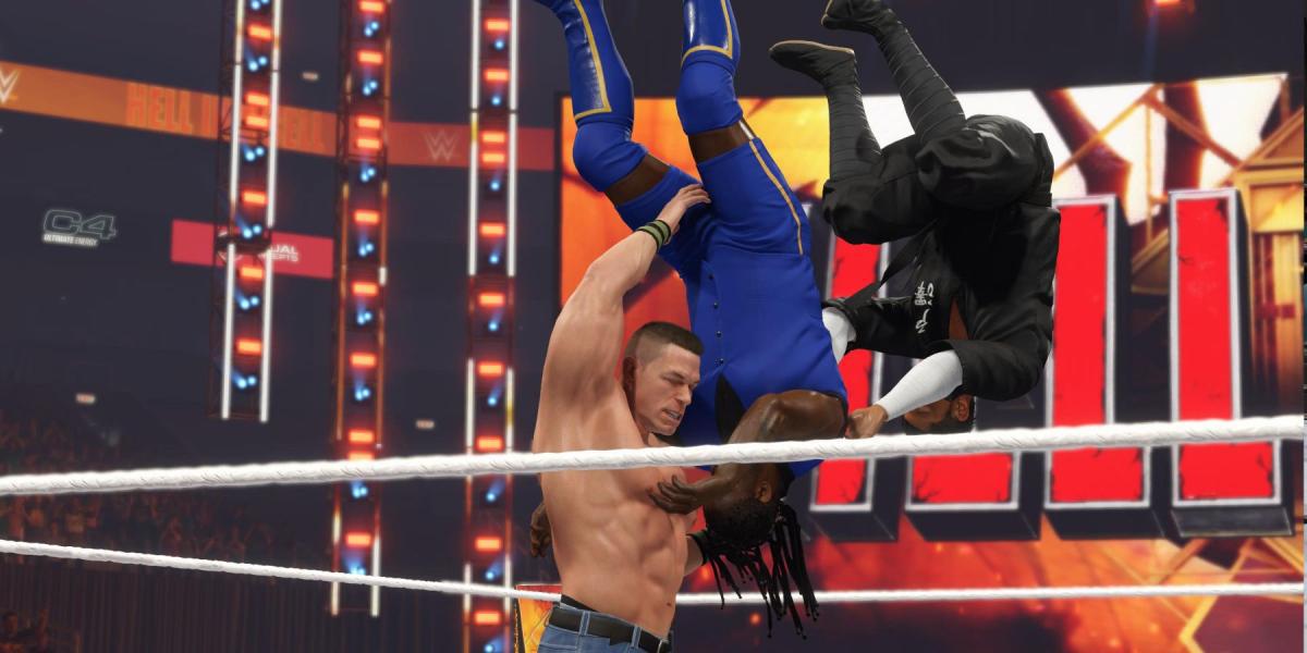 John Cena acertando o Double AA