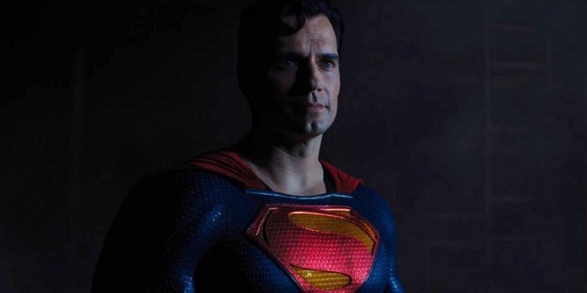 Henry Cavill Superman aparece na cena pós-créditos de Adão Negro