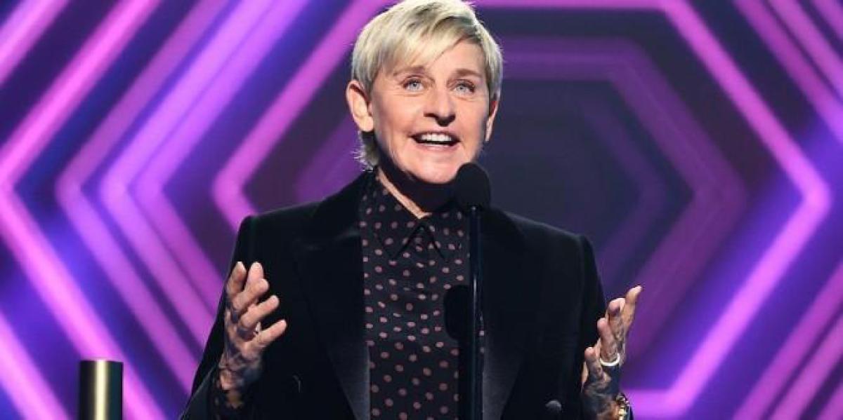 Ellen ganha prêmio, agradece aos fãs e funcionários por agarrar ela
