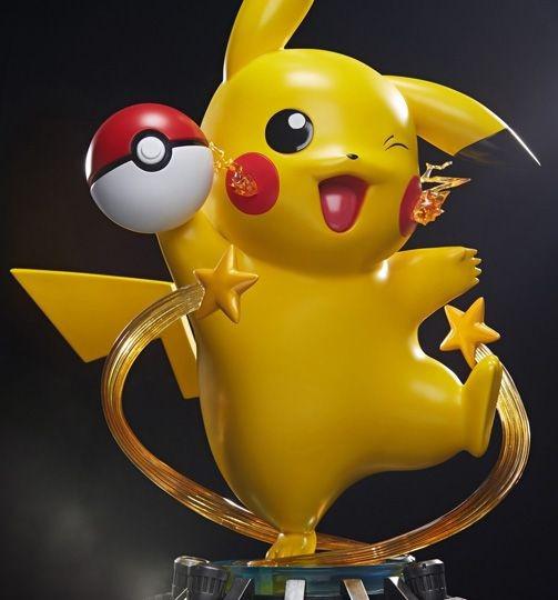 Estátuas de LED Charmander e Pikachu em tamanho real estão à venda