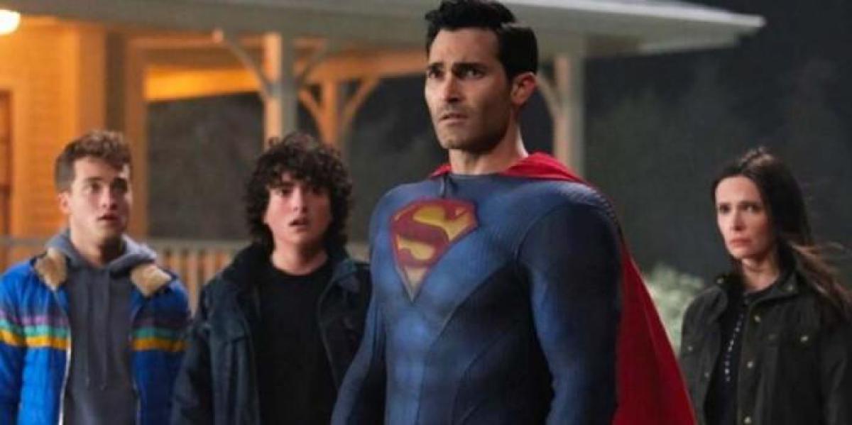 Foto do set da terceira temporada de Superman & Lois revela o novo super traje de Tyler Hoechlin
