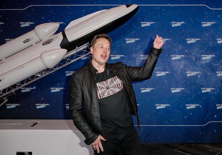 Funcionários da SpaceX rascunho de carta criticando Elon Musk