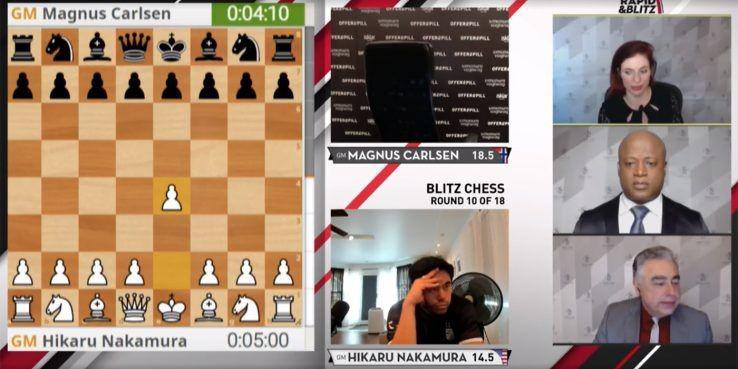 GM Chess Player desajeitadamente aparece atrasado para a transmissão do torneio