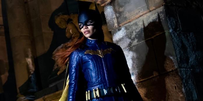 Lançamento teatral de Batgirl supostamente sendo considerado pela Warner Bros.