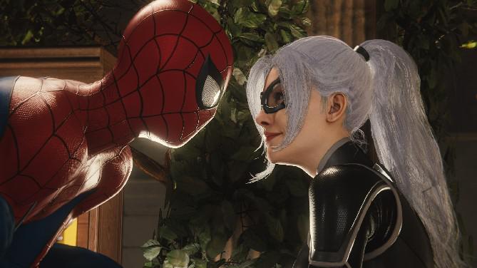 Marvel s Spider-Man deixa uma área cinzenta nos interesses amorosos passados ​​de Peter Parker