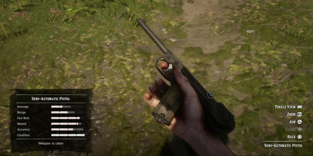 Red Dead Redemption 2 pistola semiautomática na mão