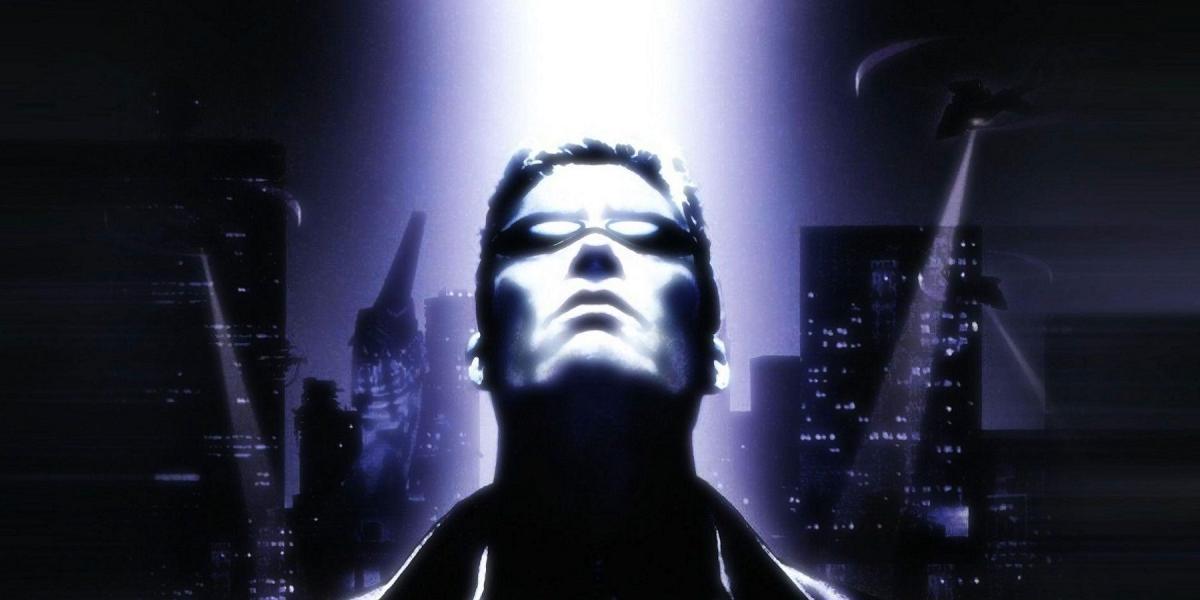 A capa do Deus Ex original mostrando JC Denton olhando para uma luz irradiando para baixo.