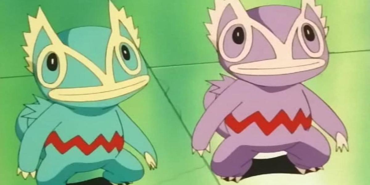Um Kecleon normal e um Kecleon brilhante lado a lado no anime Pokemon