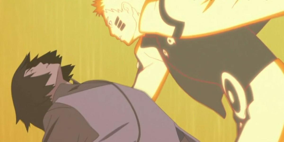Naruto pega Sasuke em seus braços