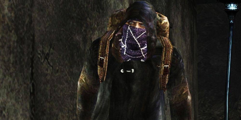 Comerciante de Resident Evil 4 parado em uma caverna