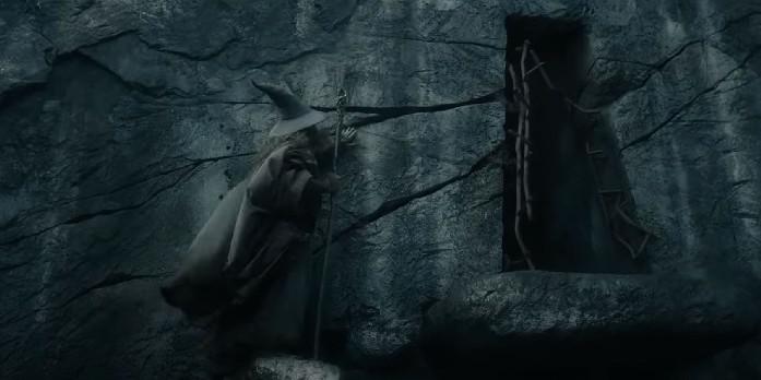 O Hobbit: Por que Gandalf e Radagast visitam os túmulos em Angmar?