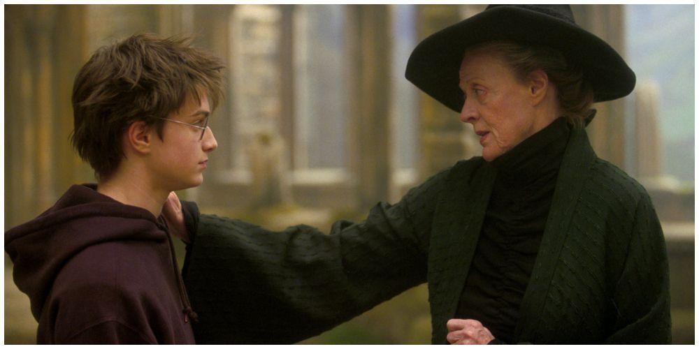 Daniel Radcliffe como Harry Potter. Maggie Smith como Minerva McGonagall.
