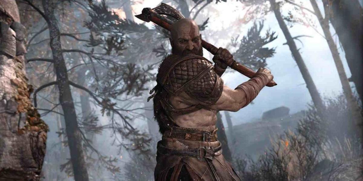 Kratos balançando o machado em God of War
