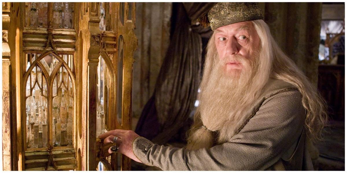 Michael Gambon como Alvo Dumbledore