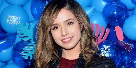 Pokimane anuncia data de retorno do Twitch Streaming