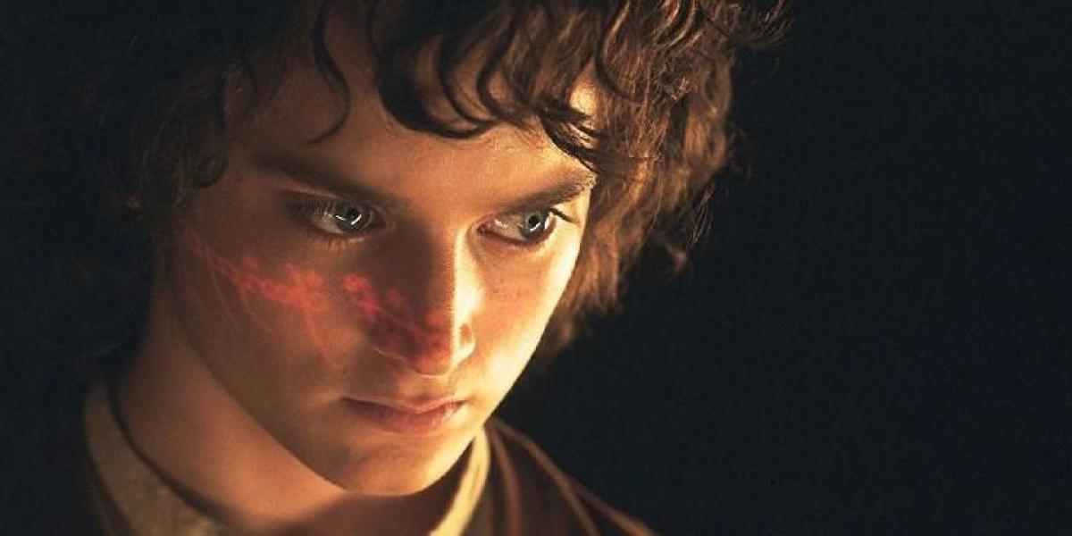 Por que Frodo teve que deixar a Terra Média no final do retorno do rei?