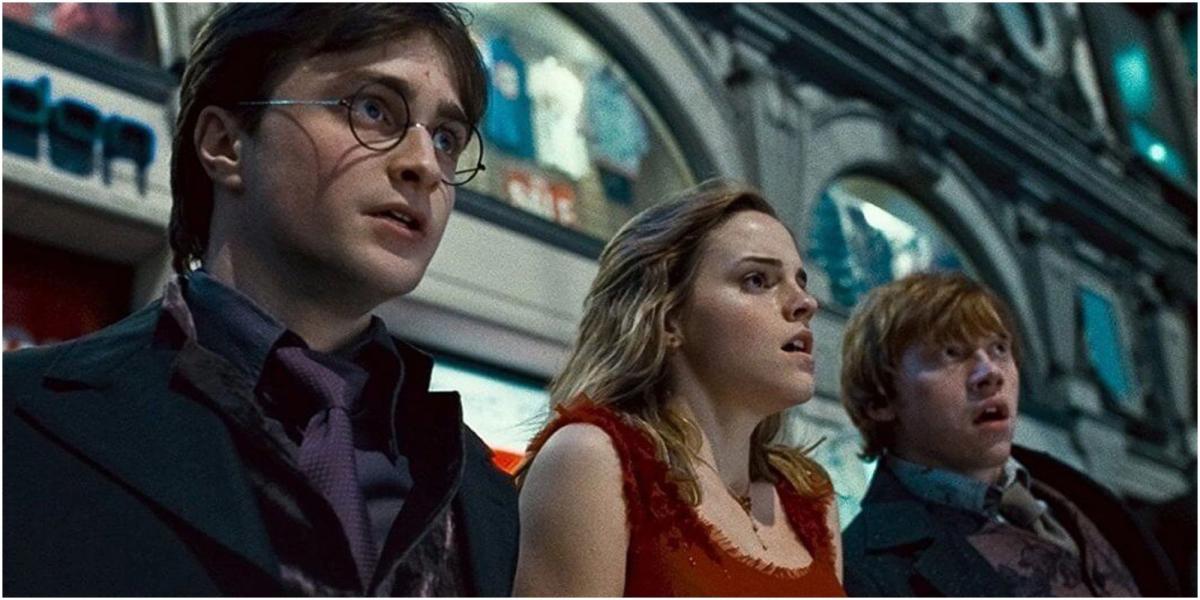 Cena de Harry Potter em Relíquias da Morte em Londres Harry Hermione e Ron
