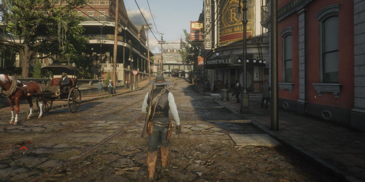 Red Dead Redemption 2 Arthur caminhando pela cidade