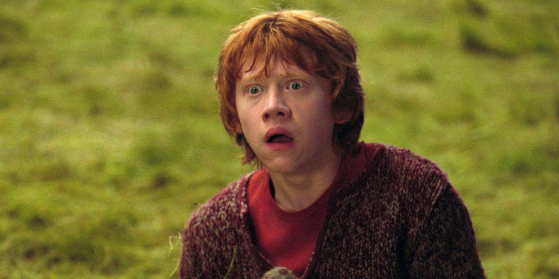 Rupert Grint diz que interpretar Ron Weasley em Harry Potter foi 'sufocante'
