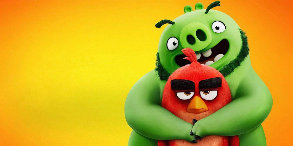 Pôster de The Angry Birds Movie 2 Bad Piggie abraçando Red