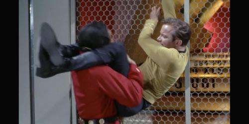 Star Trek: Desvendando o estilo de luta complicado da Federação