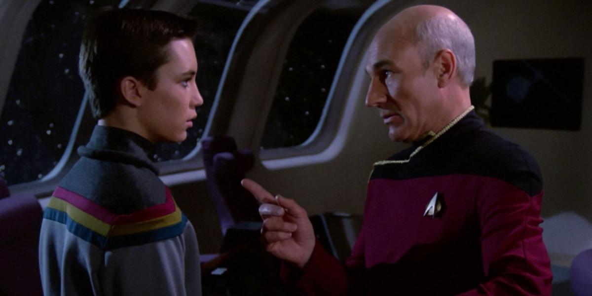 Star Trek: The Next Generation – Por que Wesley Crusher foi permitido na ponte?