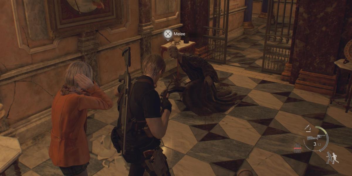 Leon surpreende um cultista no remake de Resident Evil 4
