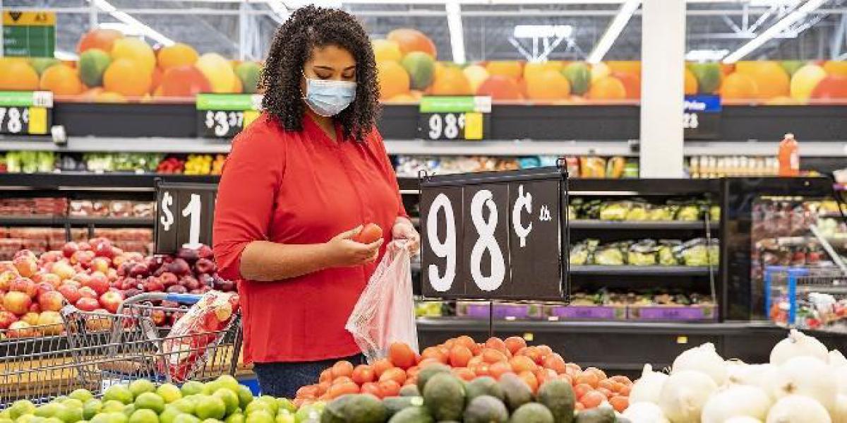 Walmart exige que clientes usem máscaras a partir da próxima semana