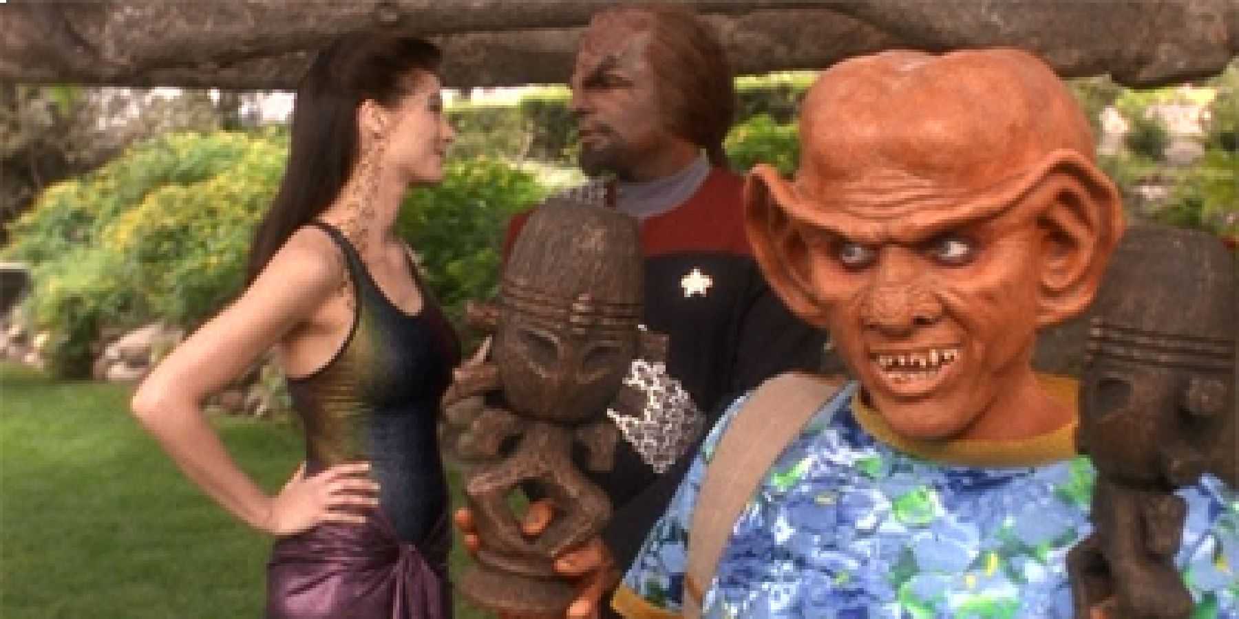 Dax, Worf, and Quark on Risa-1