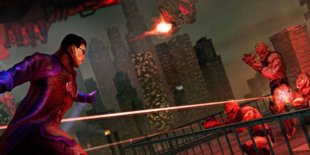 Um homem de terno roxo corre em direção a homens atirando nele em Saints Row IV