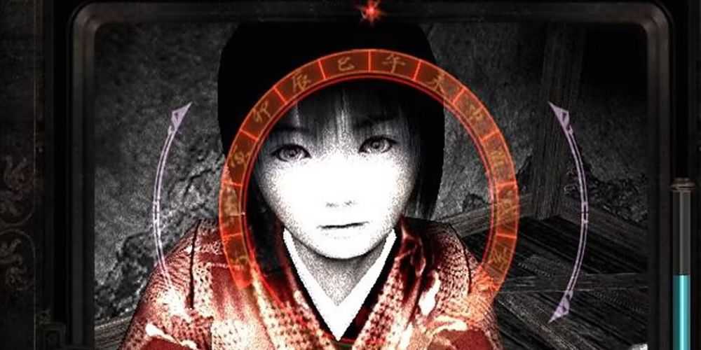 8 franquias de terror com mais jogos Fatal Frame garota pálida e fantasmagórica olhando para você