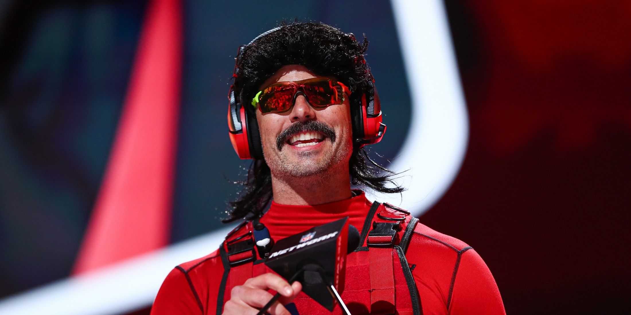 dr-disrespect-makes-change-to-social-media-page