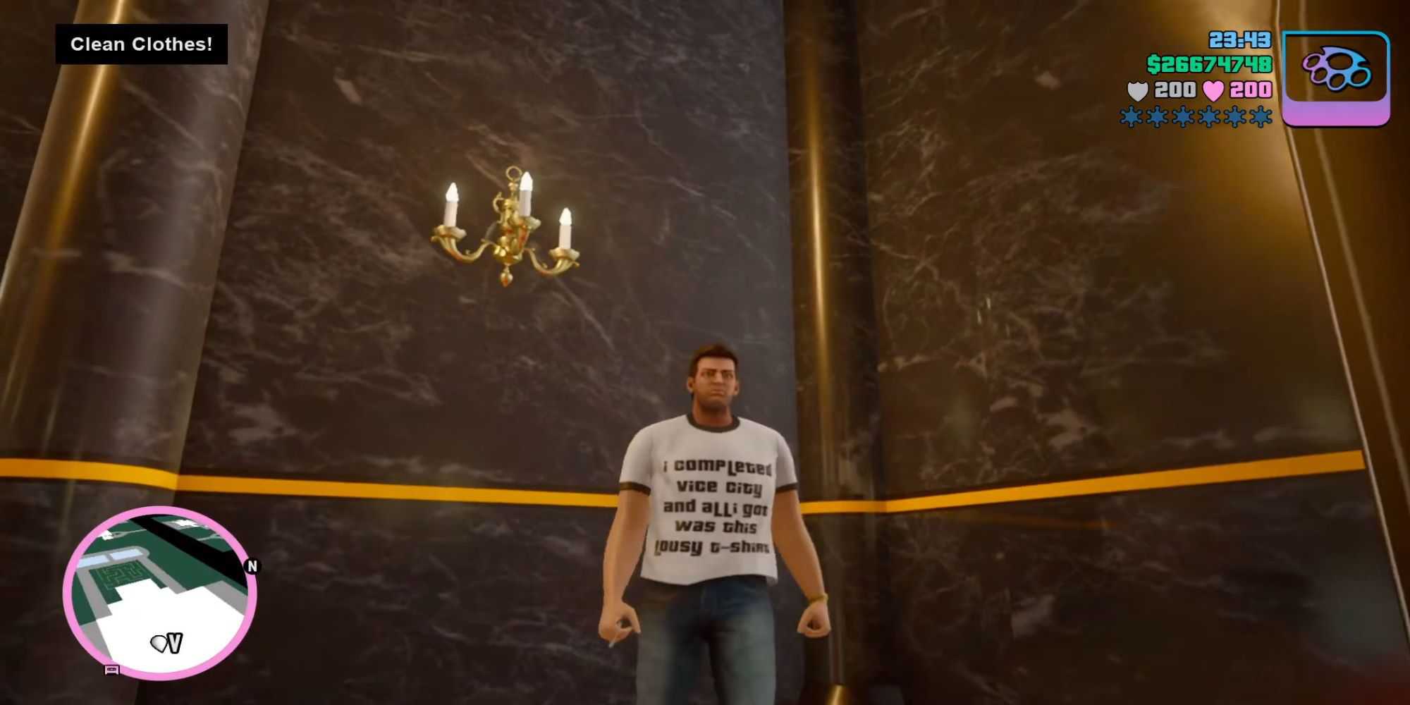 Tommy Vercetti wearing a shirt that says 