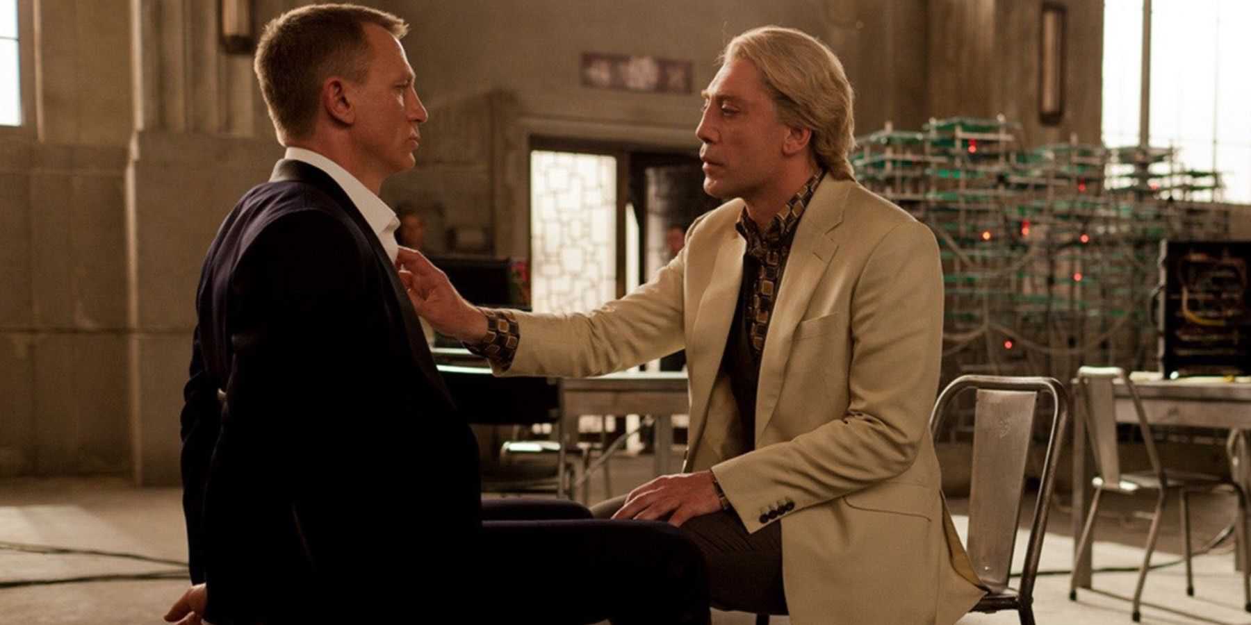 Daniel-Craig-and-Javier-Bardem-in-Skyfall