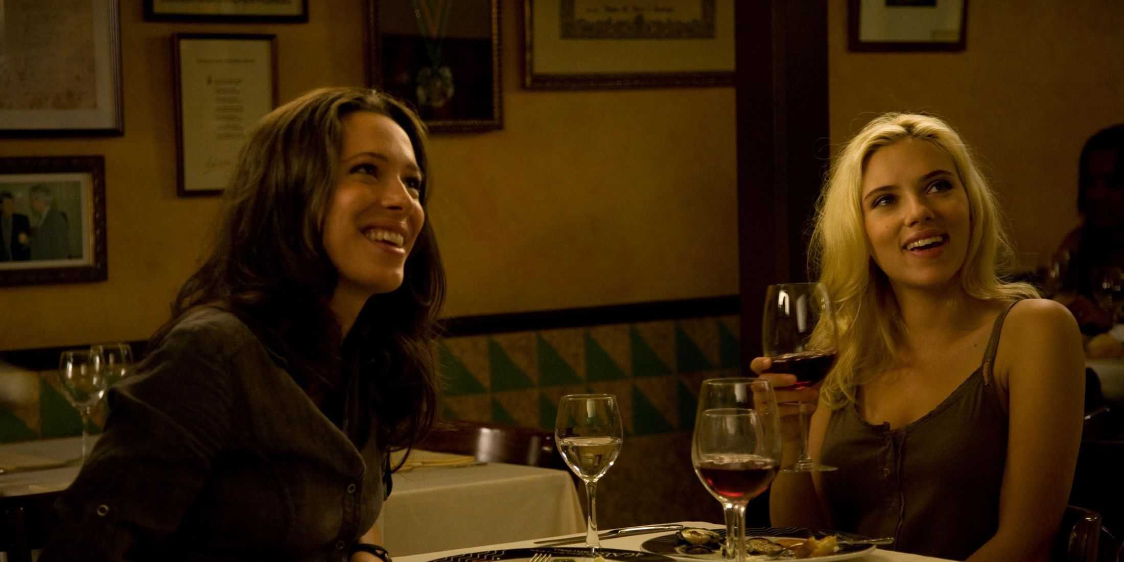 Vicky Cristina Barcelona movie scarlet johansson and rebecca hall