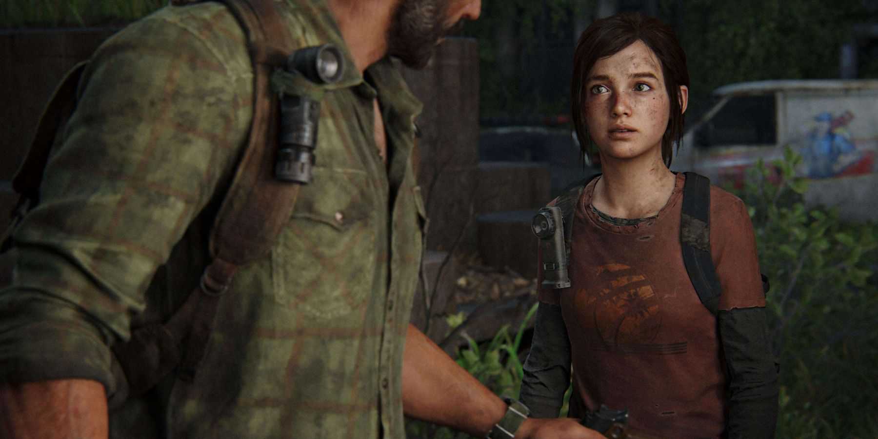 the last of us part 1 joel entrega pistola a ellie apenas para emergências