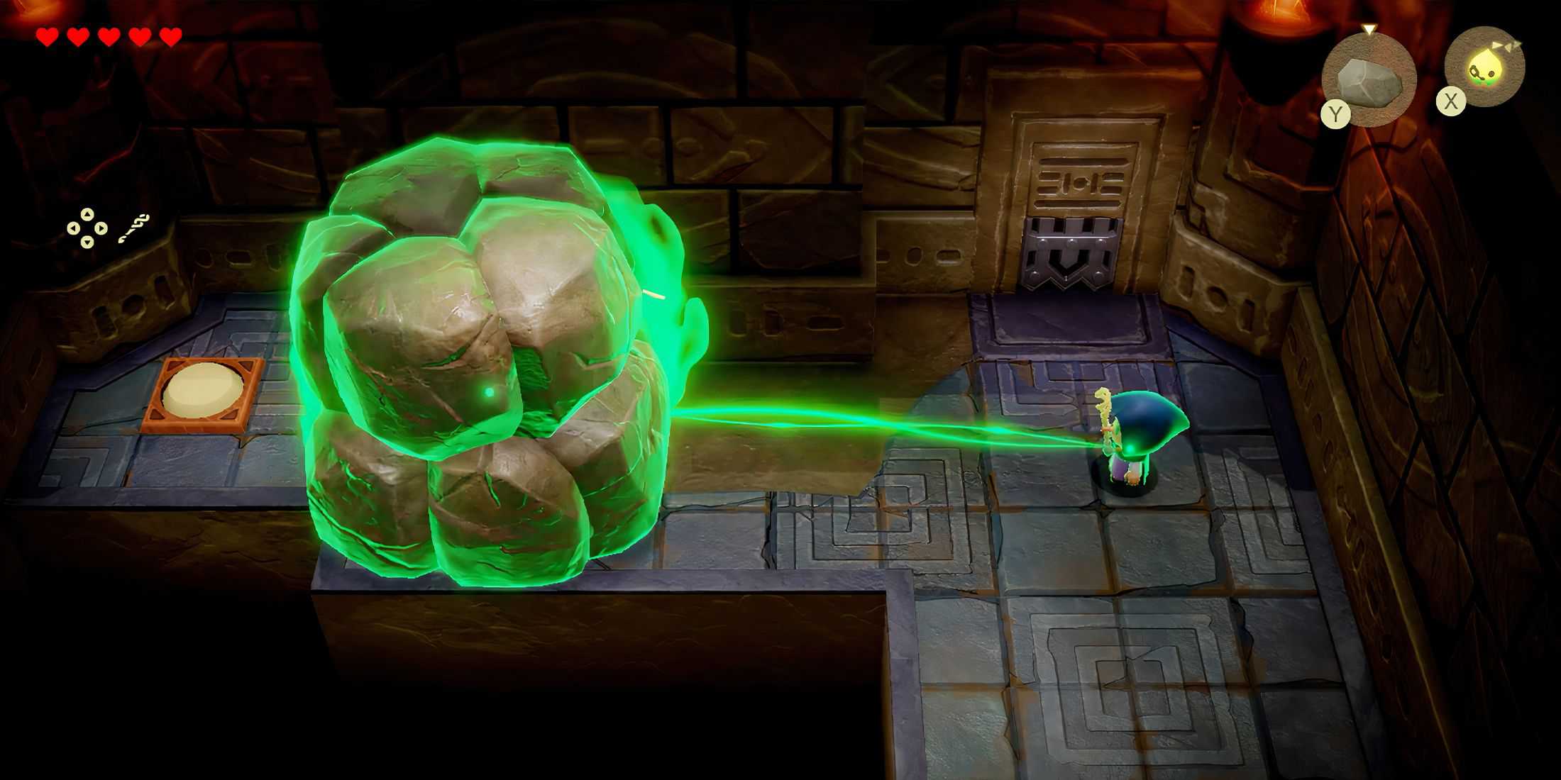 Zelda using Bind to move a boulder in Zelda Echoes of Wisdom