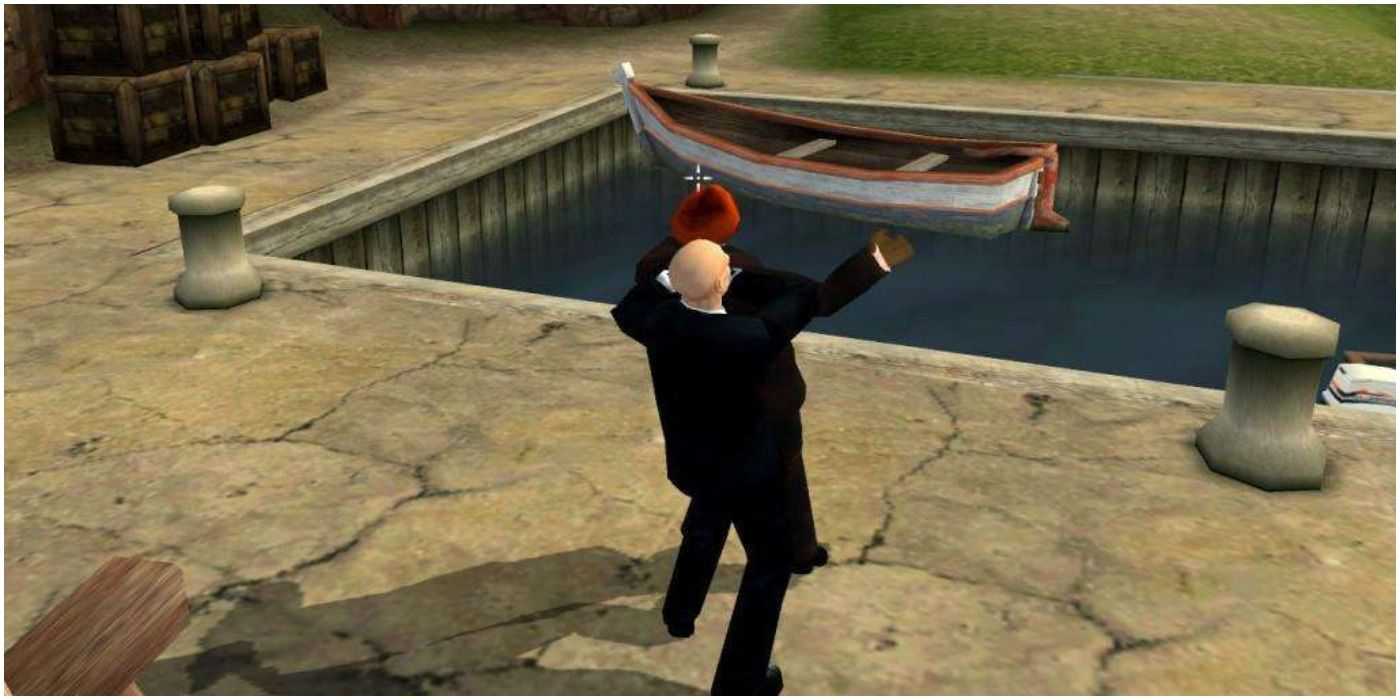 hitman 2 silent assassin agent 47 assassinating an NPC