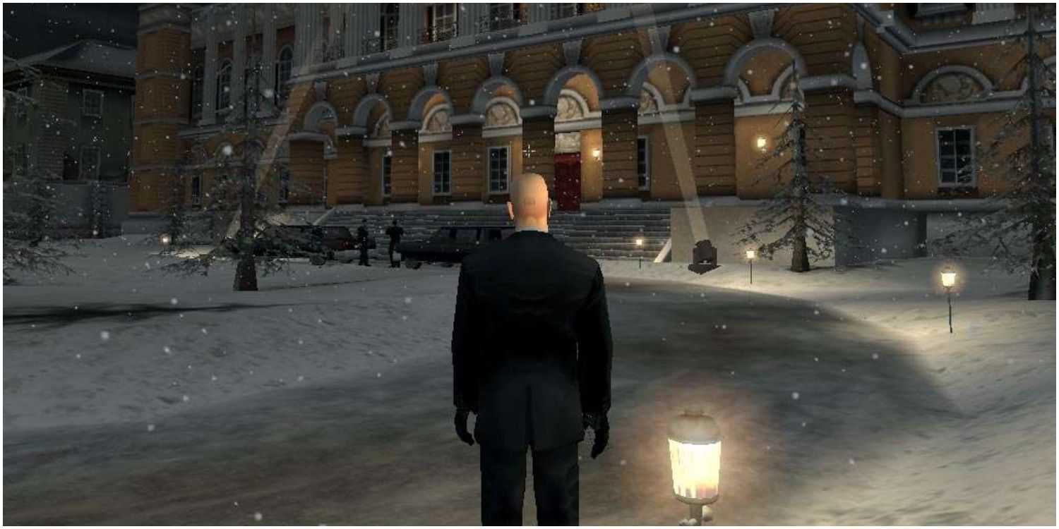 Hitman 2 Silent Assassin Agent 47 in a snowy environment