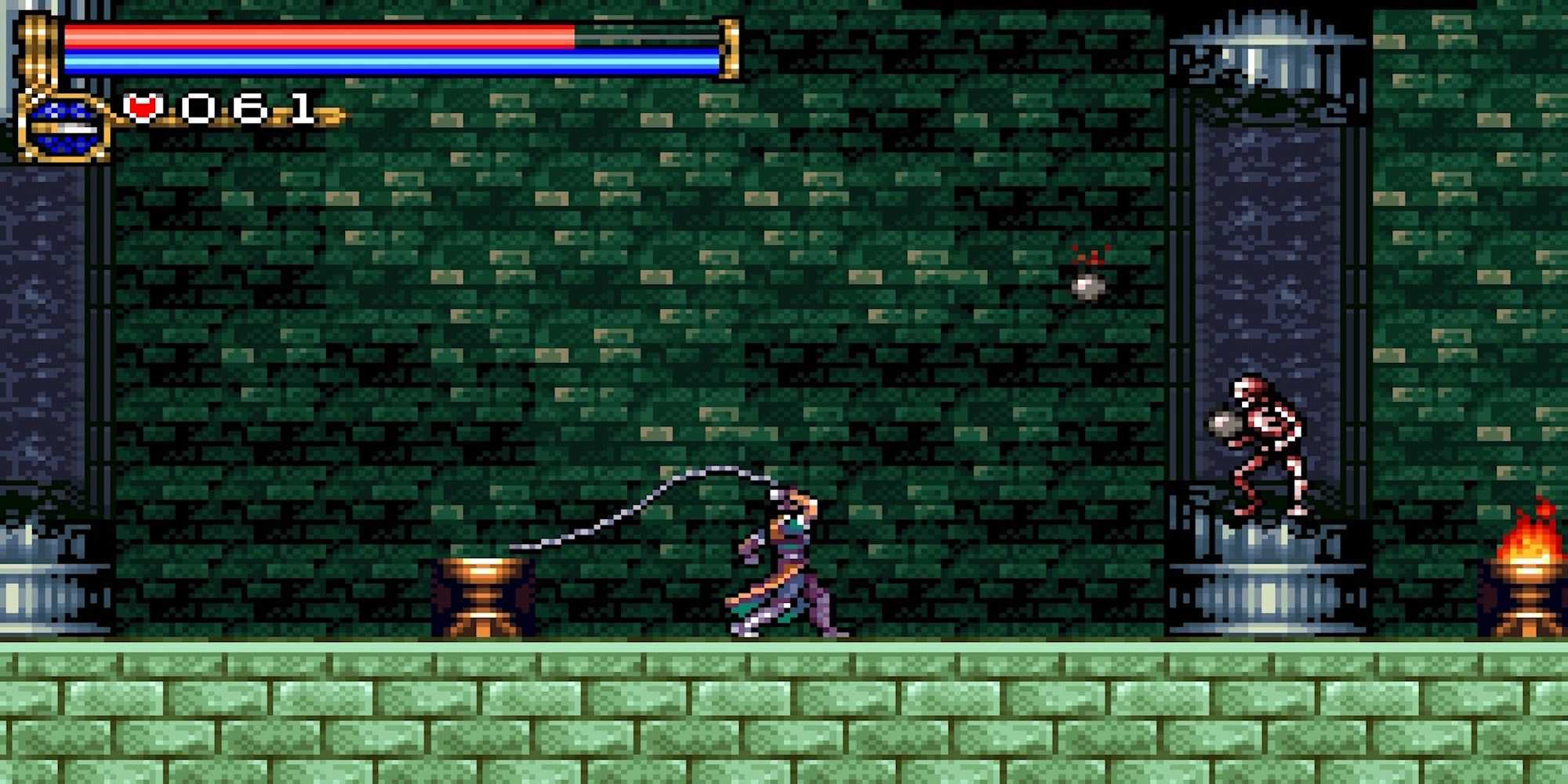 Fighting skeleton bomber in Castlevania Circle of the Moon