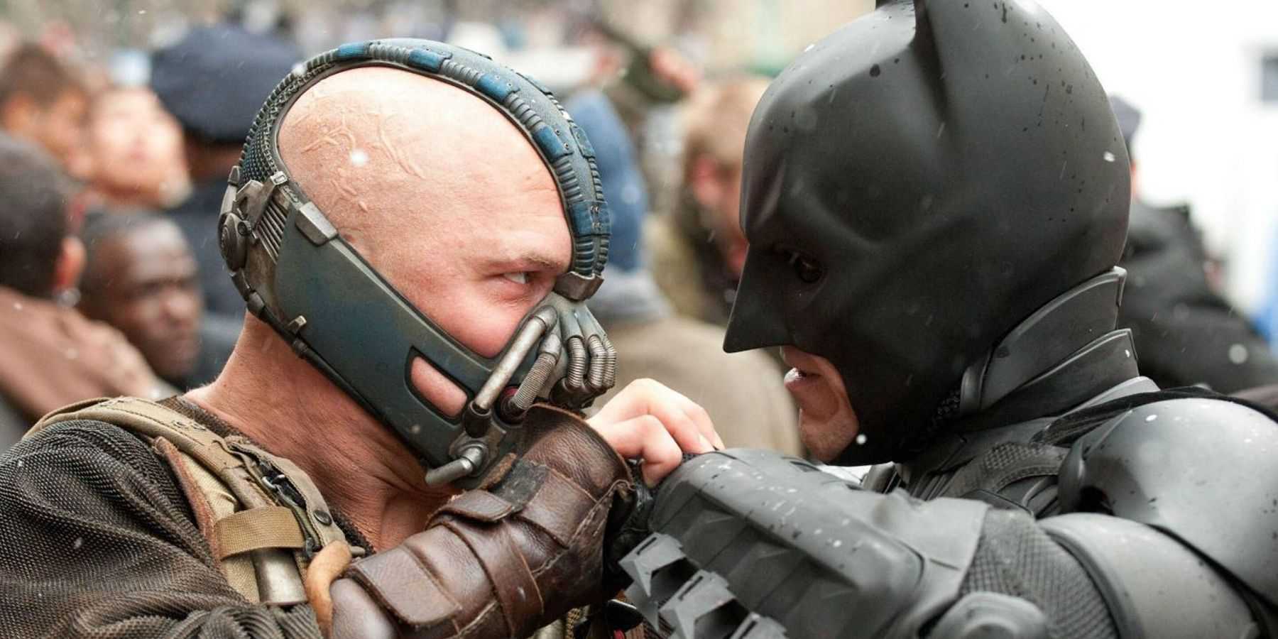 Bane fights batman