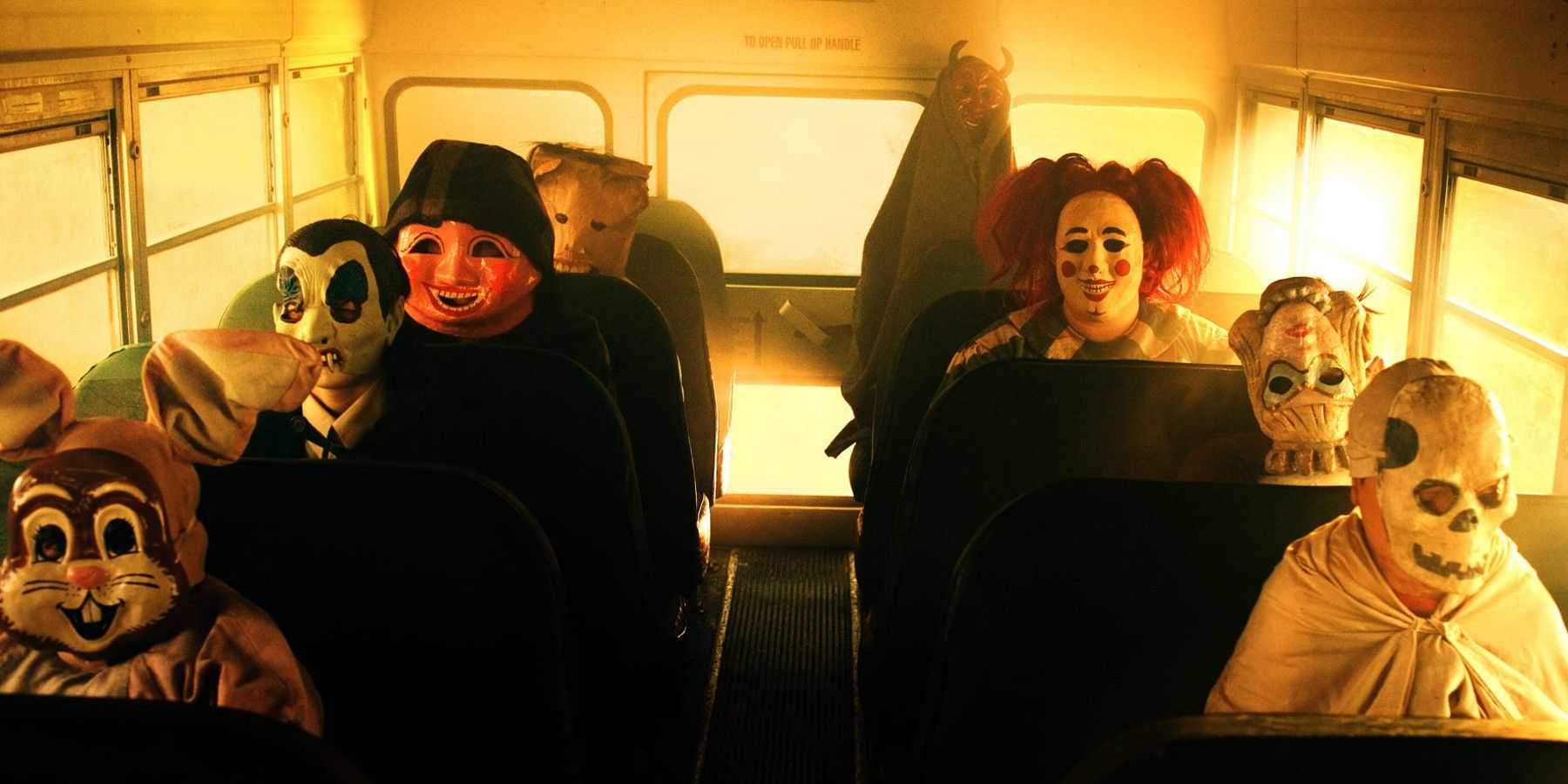 Trick 'r Treat kids on the bus